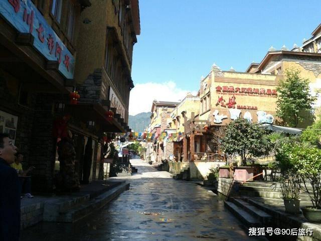毁灭战士4